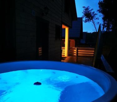 Rakow Apartment | Dom całoroczny Leśny Czar balia, sauna na 12 osób