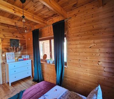 gmina Wolin House | Dom nad jeziorem- Zakatek Mala
