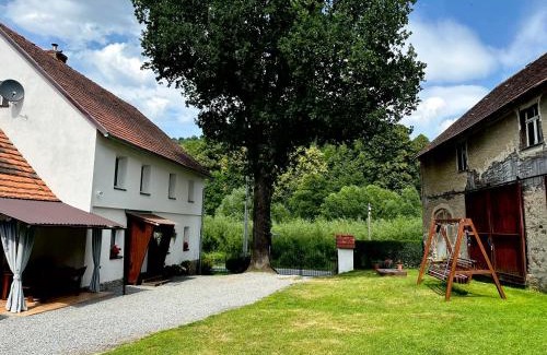 Konradow House | Dom Pod Dębem Agroturystyka