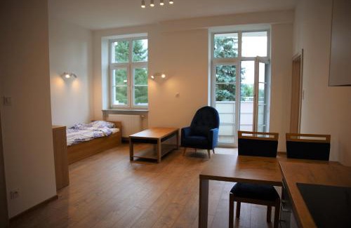 Jelenia Gora Apartment | Dom Studenta Pod Jelonkiem