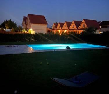 Debki House | Dom wakacyjny z basenem