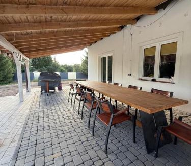 Biskupiec House | Dom z Basenem i Sauną IKA