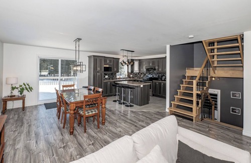 Baie-St-Paul House | Domaine à Blue