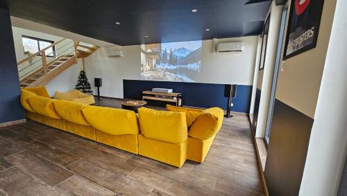 Echinghen House | Domaine Caloin - Cinéma