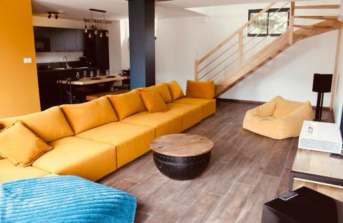 Echinghen House | Domaine Caloin - Cinéma