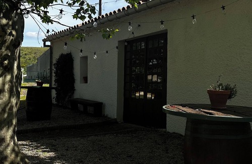 Mouthoumet House | Domaine Castelnaut : Gîte and Château