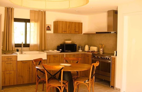 San-Gavino-di-Carbini House | Domaine de Gialla Bergerie Figa, 4 pers, piscine chauffée, 10 mn plage