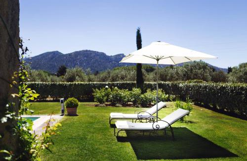 Robion Bed & Breakfast | Domaine de Canfier, maison d'hôtes