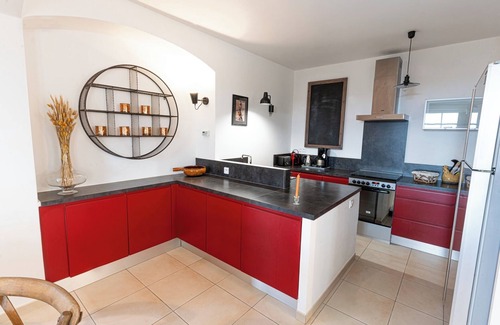Issirac House | Domaine de Coulon, Maison Goudargues