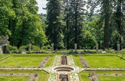 Taden Bed & Breakfast | Domaine de Kerrosen à proximité du port de Dinan, sur la Rance
