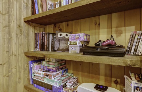 Saint-Jean-de-Matha Cabin | Domaine Des Ormes ✺ Spa & Lake Access ☼