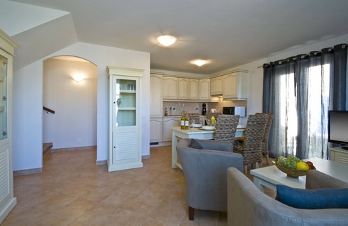 Vidauban Apartment | Domaine du Clos des Oliviers