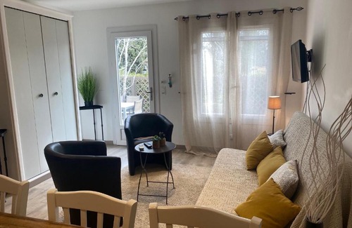 Les Baux-de-Provence Apartment | Domaine du Mas Foucray