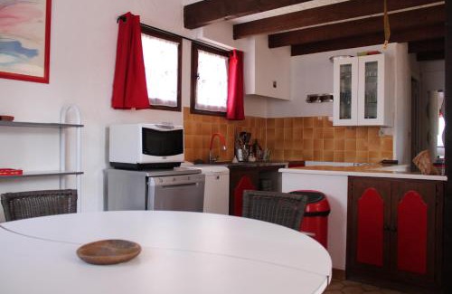 Mollans-sur-Ouveze Apartment | Domaine du Pas du Ventoux Hameau de la Garrigue
