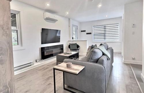 Saint-Faustin-Lac-Carre Apartment | Domaine du Sous-Bois Condo complet
