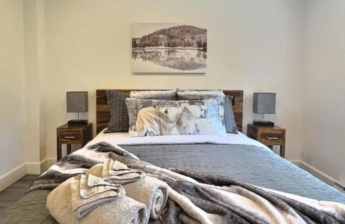 Saint-Faustin-Lac-Carre Apartment | Domaine du Sous-Bois Condo complet
