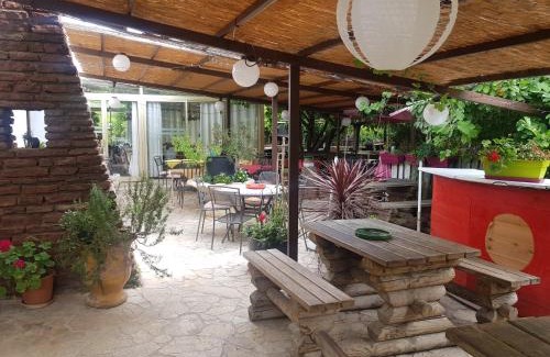 Saint-Genies-des-Mourgues Hotel | Domaine du Bérange