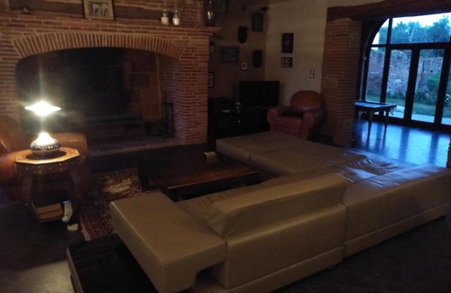 Buzet-sur-Tarn Bed & Breakfast | Domaine La Baronne