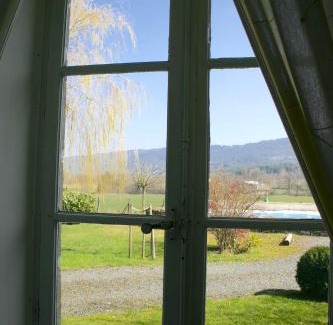 Dore-lʼEglise Bed & Breakfast | Domaine La Reveille