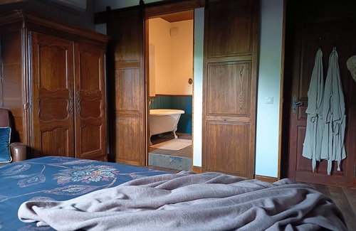 Saint-Estephe Bed & Breakfast | Domaine Le Verger - La Cerise