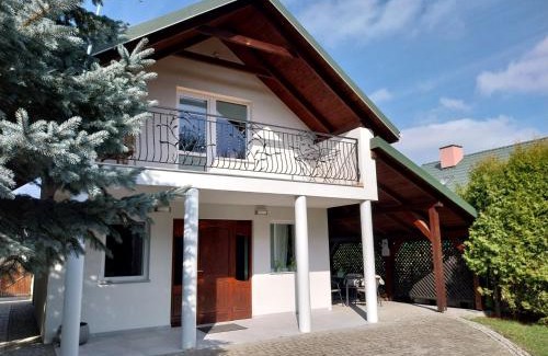 Nowa Deba Villa | Domek Chmiel II nad Jeziorem Tarnobrzeskim