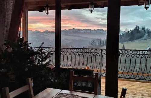 Bialy Dunajec Ski Chalet | Domek na Ubocy z jacuzzi, sauną i widokiem