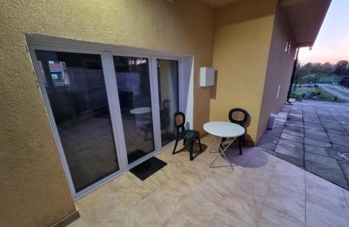Pradnik Bialy Apartment | Domek na uboczu, studio z tarasem