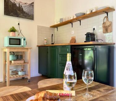 Radzymin House | Domek nad Zegrzem z prywatnym jacuzzi