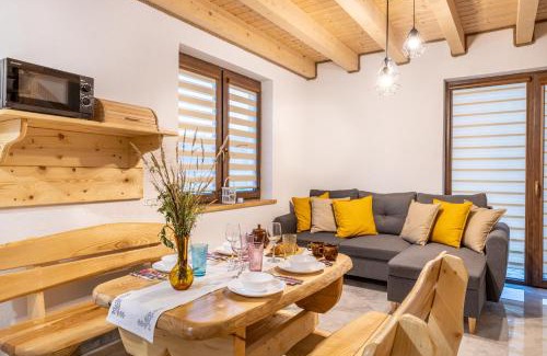 Ustrzyki Dolne Cabin | Domek pod Holicą 2 Bieszczady