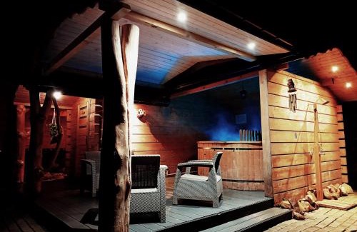 Lobozew Gorny House | Domek z Jacuzzi w Cenie -Solina