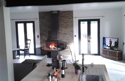Verquieres Cottage | Dominique and Eric welcome you Grand Mas de caractère Heated swimming pool