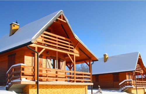 Czarnorzeki Ski Chalet | Domki Drewniane Królewska Góra