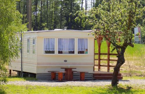 Mragowo House | Domki i pokoje nad stawem koło Mrągowa