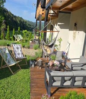 Ochotnica Dolna House | Domki pod lasem Gorce z kominkiem i jacuzzi