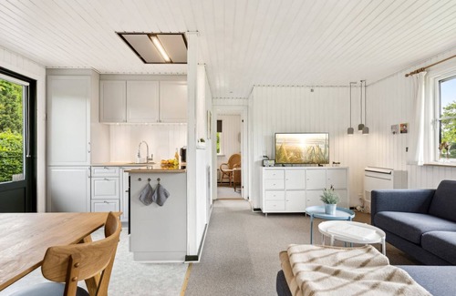 Bjert House | "Domnika" - 200m from the sea by Interhome
