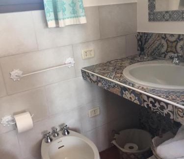 Enas Bed & Breakfast | Domo De Enas