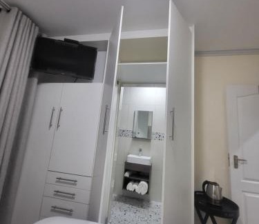 Fouriesburg House | Domsa Lapeng Guesthouse