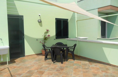 Alezio House | DOMUS ROSE - RELAXING HOLIDAYS, 4 PL, 5 MINUTES FROM BEACHES MOVIDA GALLIPOLI