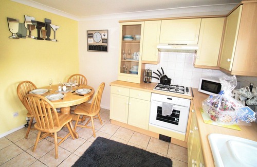 Kirk Sandall House | Doncaster -Very Quiet-Private Parking-Dog Friendly