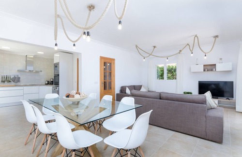 Urbanizacion S'Estanyol Villa | DONES D'AIGUA 11 - Villa with sea views in Urb. S'Estanyol (Colonia de Sant Pere). Free Wi