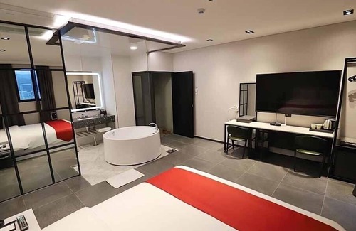 Dongducheon Hotel | Dongducheon Hotel The Gray