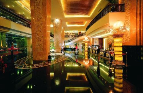 Lianhucun Hotel | Dongguan Metropolitan Yijing Hotel