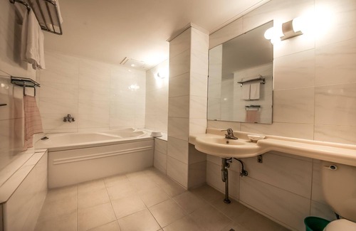 Donghae Hotel | Donghae Buyeong Motel