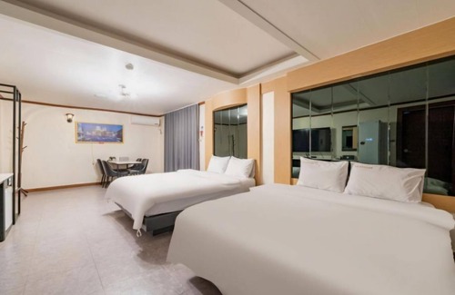 Donghae Hotel | Donghae Gloria Hotel
