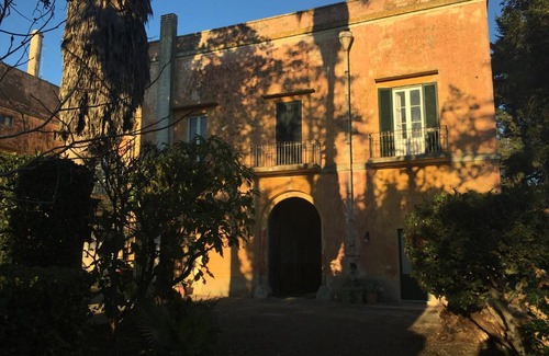 Specchia Bed & Breakfast | Donna Bianca B&B