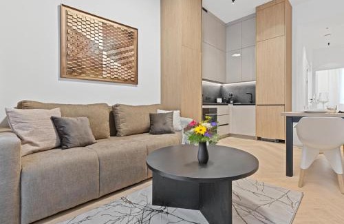 Roßau Apartment | Door No 5 by GT7 Hospitality