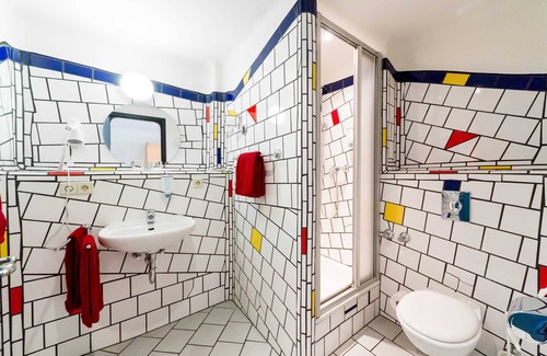 Magdeburg House | Doppelzimmer Basic - Arthotel Magdeburg Gmbh