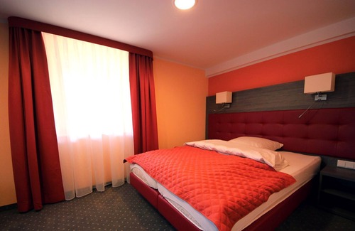 Donaueschingen Apartment | Doppelzimmer Classic mit Dusche und WC
