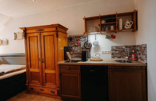 Edenkoben Apartment | Doppelzimmer für 2 Gäste mit 18m² in Edenkoben