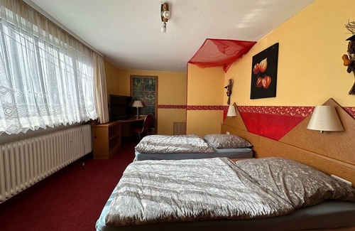 Erlangen Apartment | Doppelzimmer für 2 Gäste mit 18m² in Erlangen